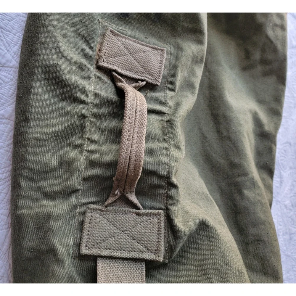 Vintage US Army Military Barrack Duffel Bag in Olive Drab Green Canvas